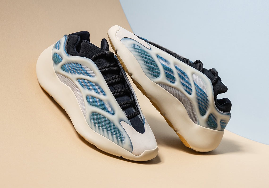 'YEEZYS' - DREAMWEAR