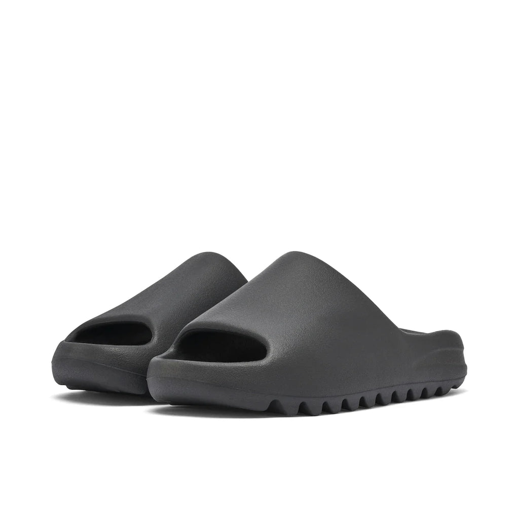 Adidas YEEZY SLIDE 'ONYX' - DREAMWEAR