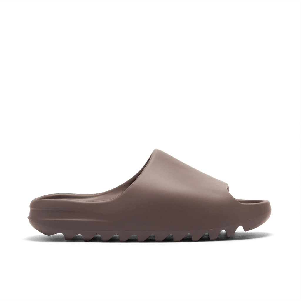 ADIDAS YEEZY SLIDE 'SOOT' - DREAMWEAR