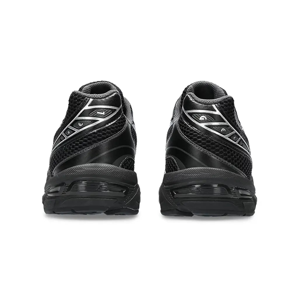 ASICS GEL-1130 Black / Pure Silver – Classic 2000s Running Trainer