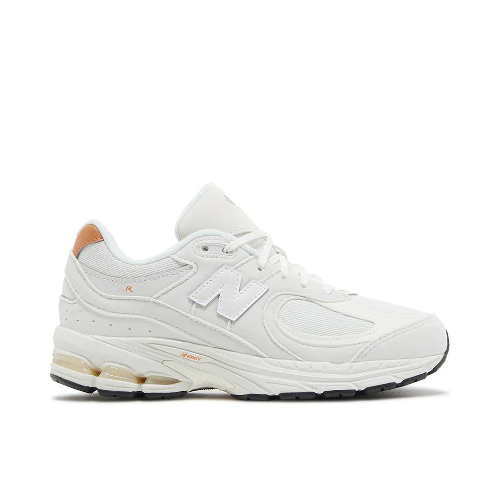 New Balance 2002R Reflection – White - DREAMWEAR