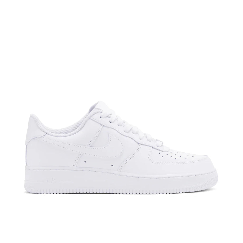 NIKE AIR FORCE 1 LOW 07 WHITE - DREAMWEAR